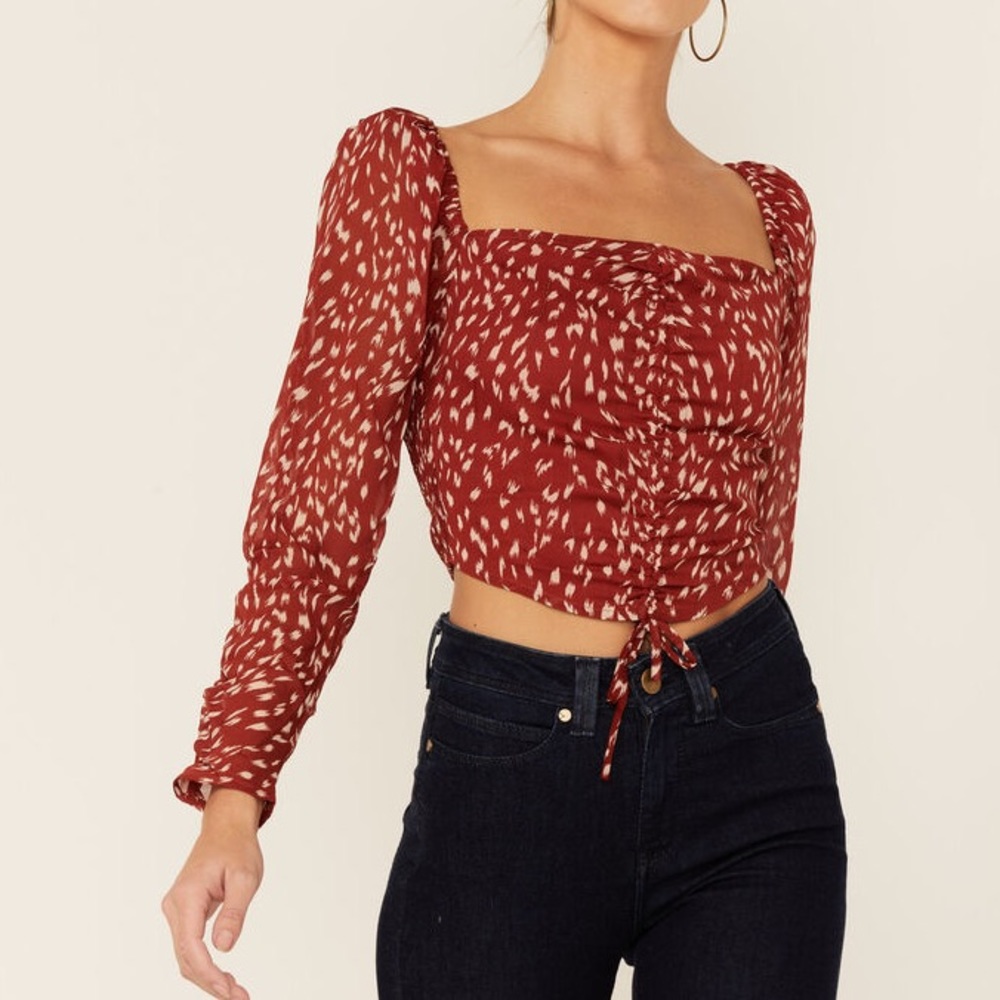 Lush Women's Red Abstract Print
Ruched Drawstring Cropped Top